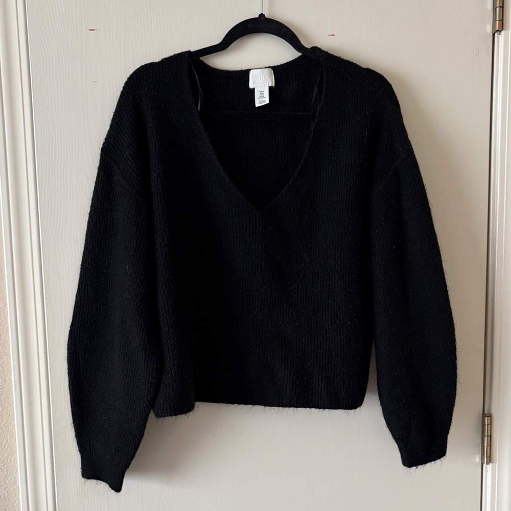 H&M Black V-Neck Women's Sweater | size xl